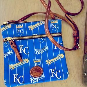 LIMITED ED. Authentic DOONEY & BOURKE Kansas City zip top crossbody